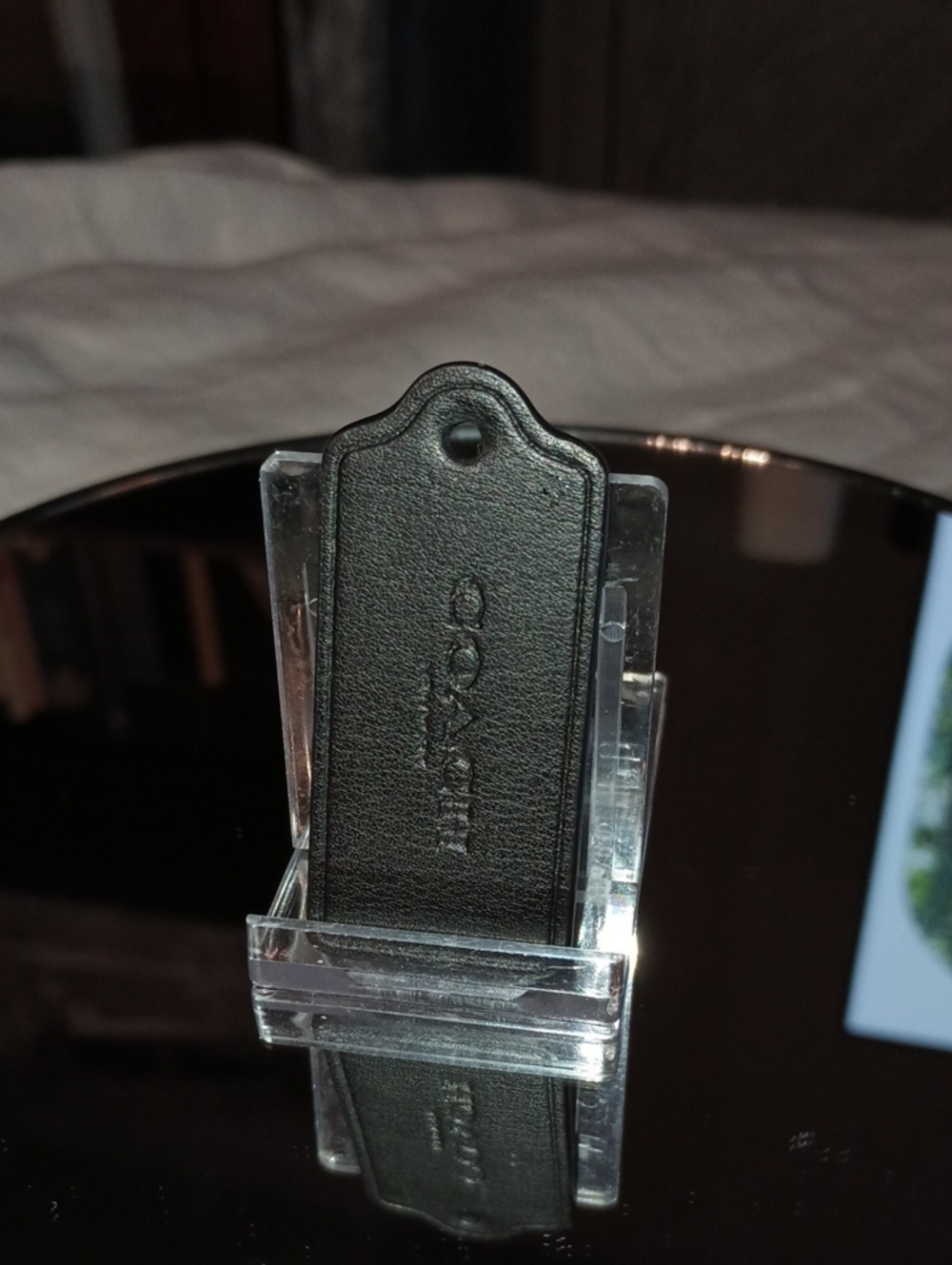 (0028-0029) Coach Black Leather Hang Tag